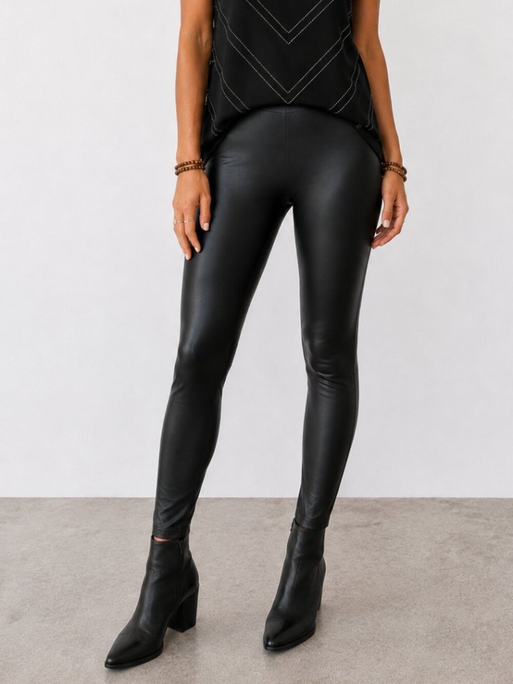 SPANX Faux Leather Leggings Black High Waist Rise Pants Streetwear Sz L EUC